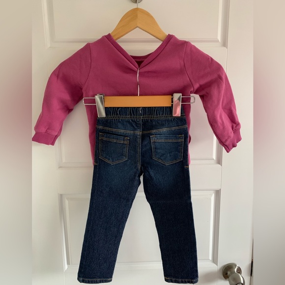 Calvin Klein sweatshirt & Old Navy Jeggings both 3T - Picture 2 of 6